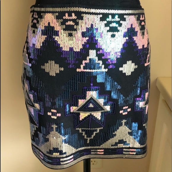 Express Sequined Mini Skirt - Picture 2 of 6